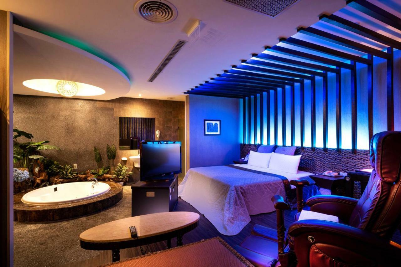Only Love Motel Xindian Exterior photo